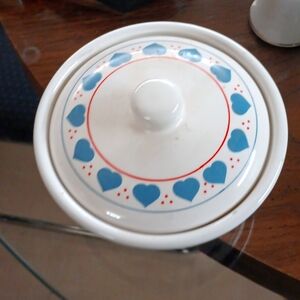 Heart shape ♥️ bowl with lid